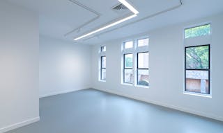 Lower East Side White Box – NADA - Image 1