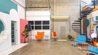 Industrial Photo and Video Studio - Image 5