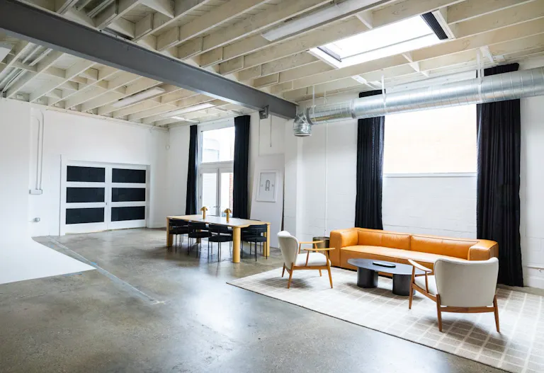 Studio in Los Angeles - Image 3