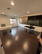 Private Office // Private Parking - Image 4