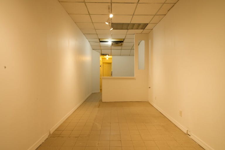 Eye-Catching White box Space: Art, Parties, Events, and Pop-Ups in Prime Lowe East side, Chinatown Near SoHo with Extra Room - Image 1