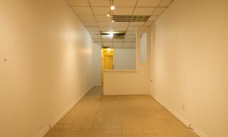 Eye-Catching White box Space: Art, Parties, Events, and Pop-Ups in Prime Lowe East side, Chinatown Near SoHo with Extra Room - Image 1