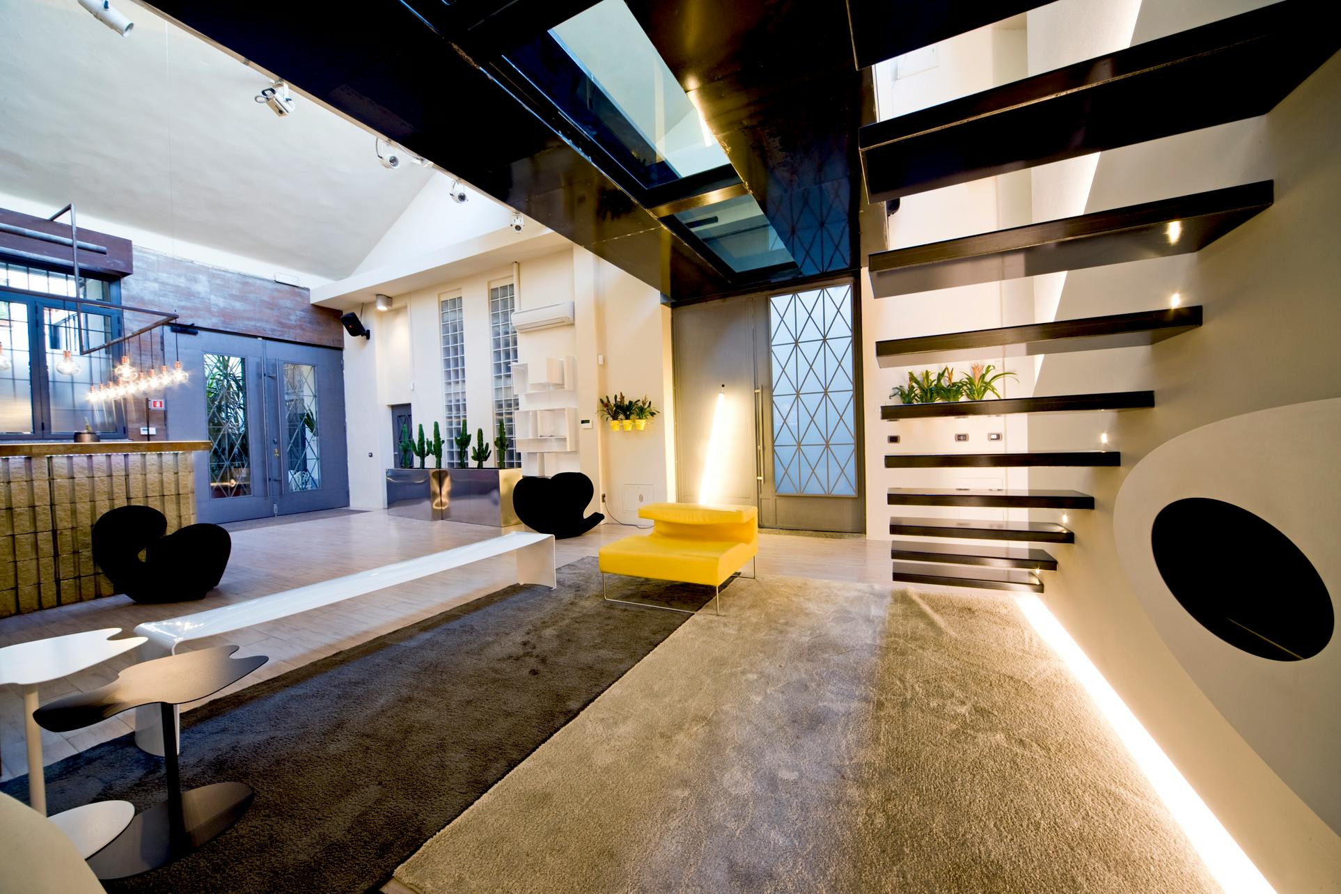 Versatile 75 sqm Event Space on Via Giacomo Watt, Milan
