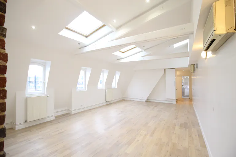 Private Showroom in Ternes - Image 0