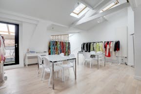 Private Showroom in Ternes - Image 5