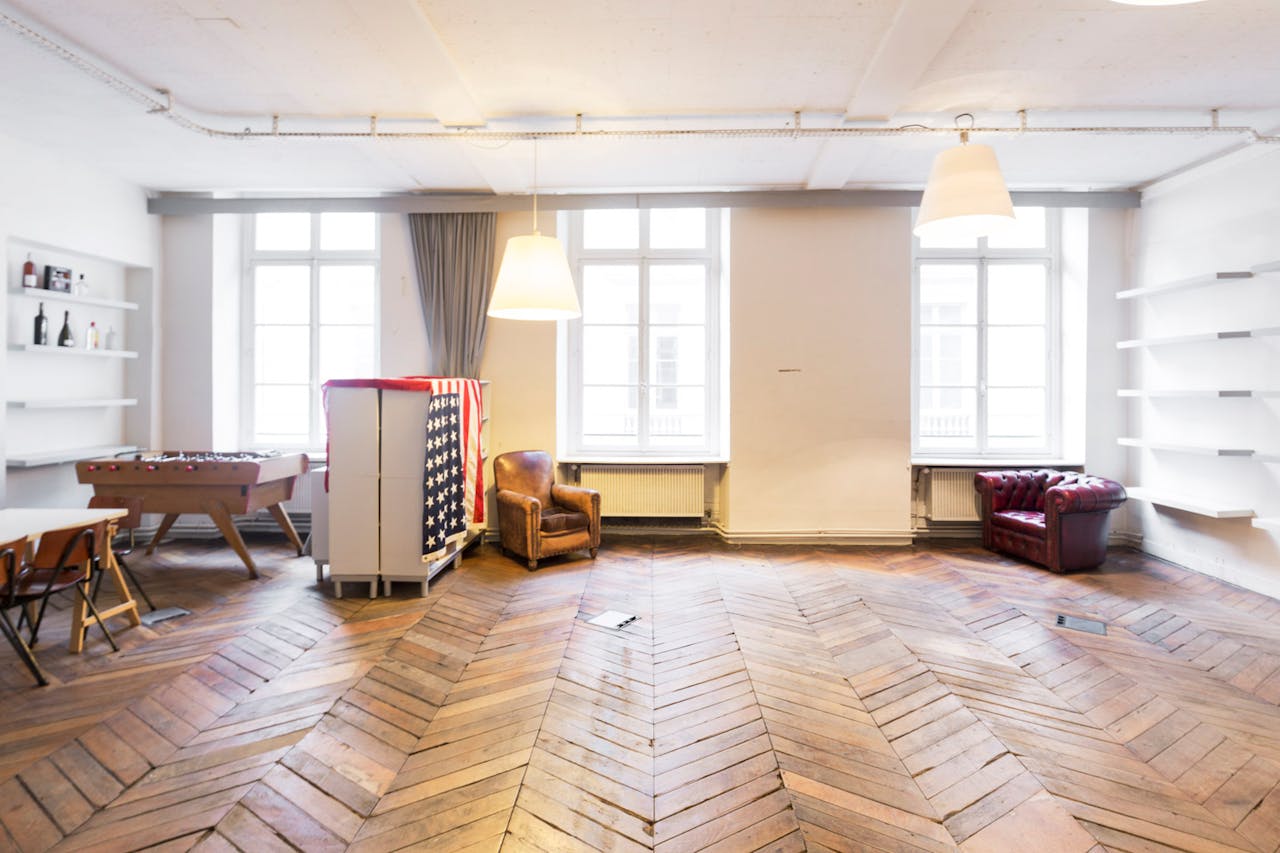 Apartment Showroom in Palais Royal - Image 2