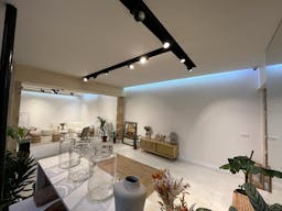 Haut Marais Fashion Showroom - Image 2