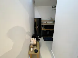 Haut Marais Fashion Showroom - Image 6