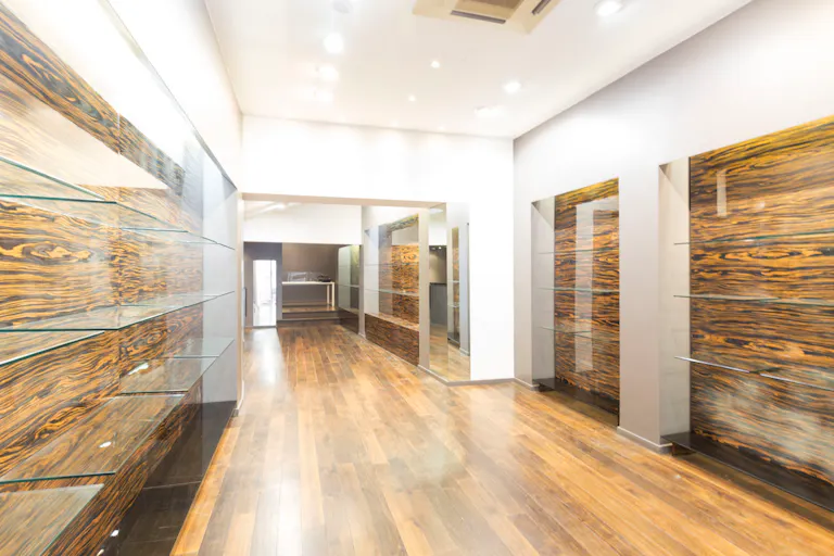 Premium St Thomas D'Aquin Boutique - Image 4