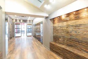 Premium St Thomas D'Aquin Boutique - Image 5