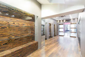 Premium St Thomas D'Aquin Boutique - Image 6