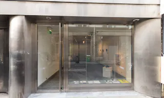 Beautiful Gallery in Haut Marais - Image 2