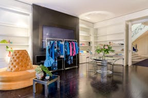 Stunning Champs-Elysées Mansion - Image 1