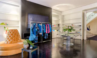 Stunning Champs-Elysées Mansion - Image 1