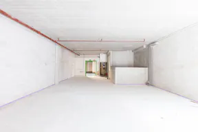 Vast Central Almere Pop-Up Store - Image 1