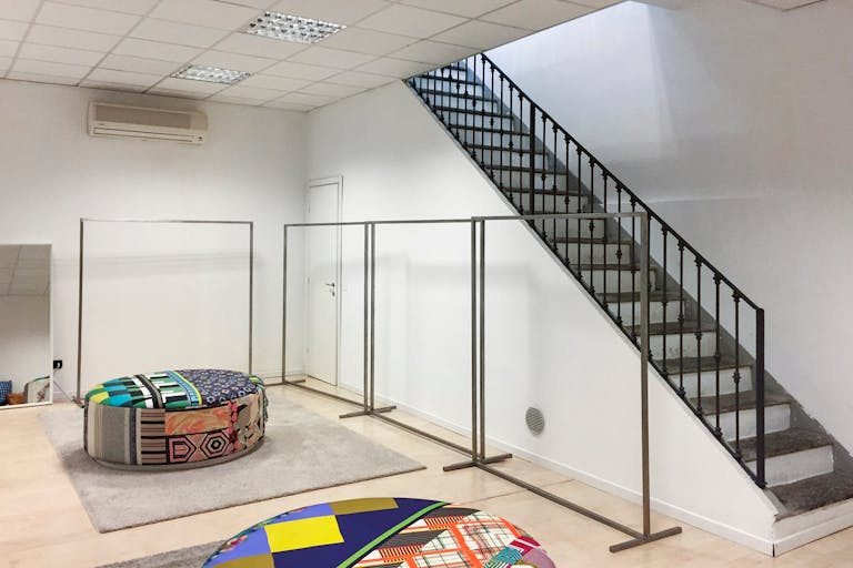 Charming Downtown Milan Showroom - Image 0