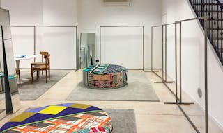 Charming Downtown Milan Showroom - Image 1