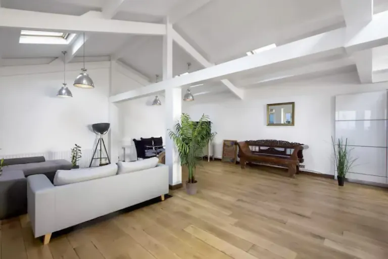 Loft Space in Haut Marais - Image 4