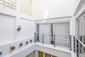 Loft Space in Haut Marais - Image 8