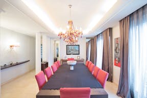 Tasteful Apartment in Ternes - Image 3