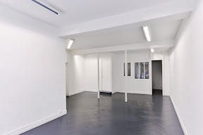 Pop-Up Art Space in Le Marais - Image 1