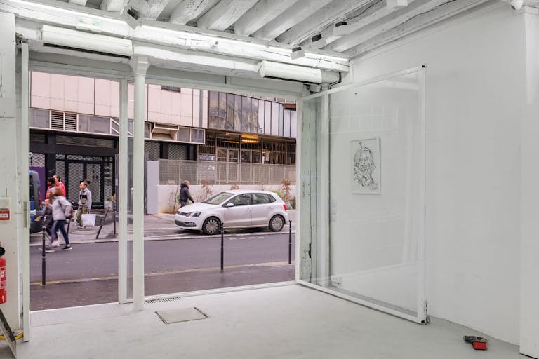 Sophisticated Gallery in Louvre-Rivoli - Image 0