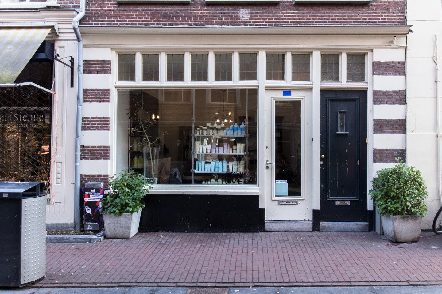 Cosy Pop-Up Shop in Nine Streets, Amsterdam