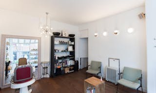 Cosy Pop-Up Shop in Nine Streets - Image 3