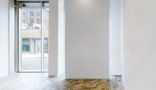 Street Level Chelsea Gallery with Outdoor Terrace - Image 6