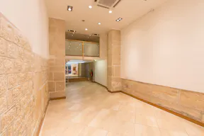 Stylish Sentier Pop-Up Shop - Image 0