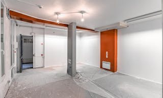 Unique Showroom in Le Marais - Image 5