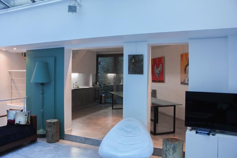 Lovely Showroom in Bastille - Image 3