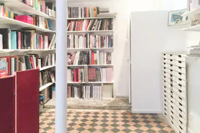 Pop-Up Shop in Le Marais - Image 1