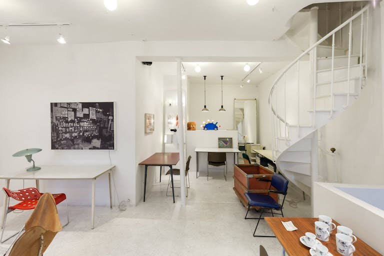 Pop-Up Store in Montmartre - Image 2