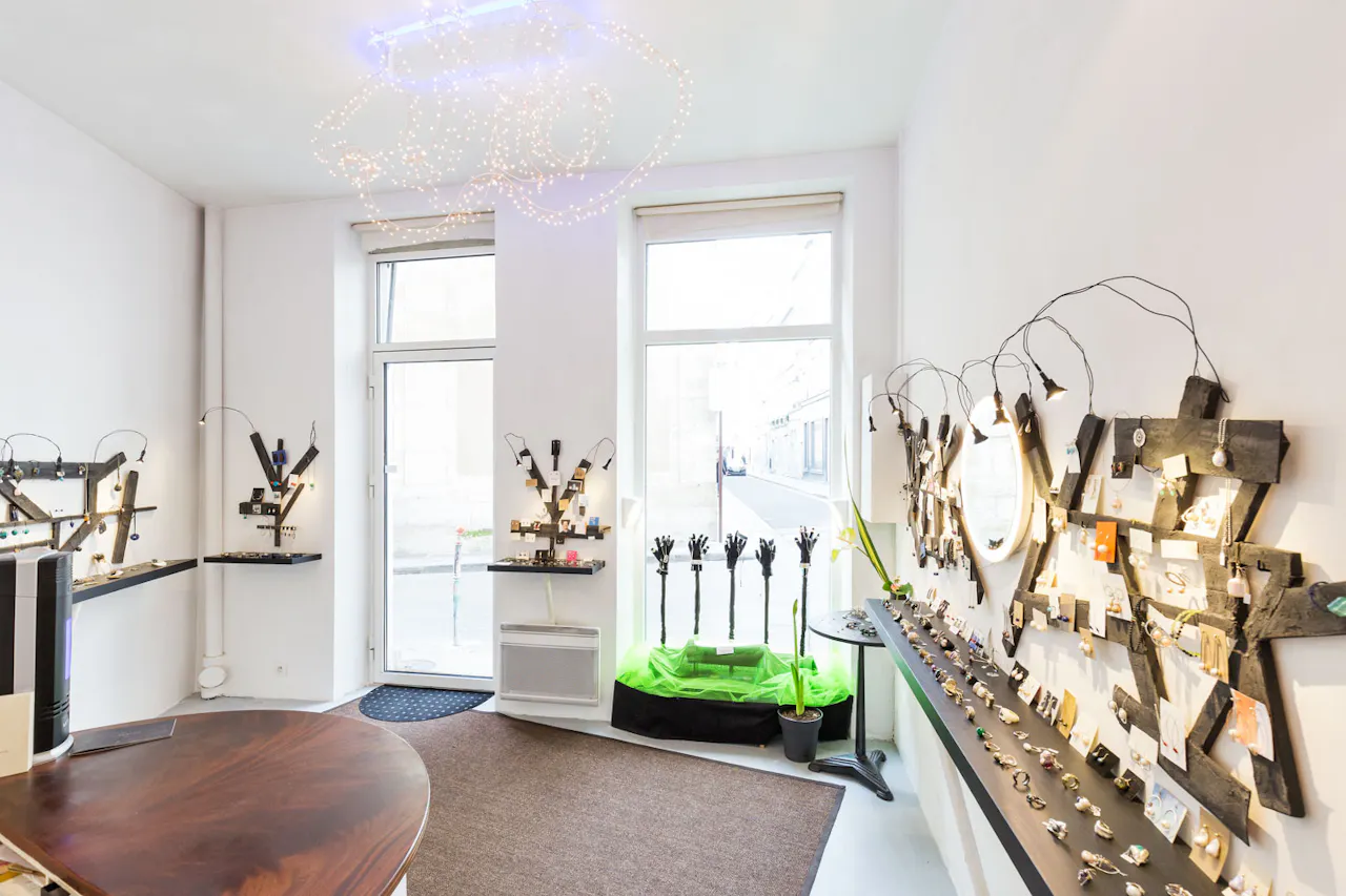 Cozy Le Marais Pop-Up Shop - Image 0