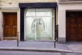 Pop-Up Gallery Space in Le Marais - Image 3