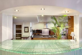 Superb Event Space in Sentier - Image 4