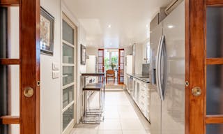 Superb Event Space in Sentier - Image 5