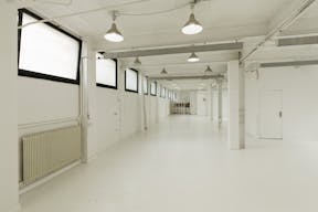 Showroom in Folie-Méricourt - Image 3