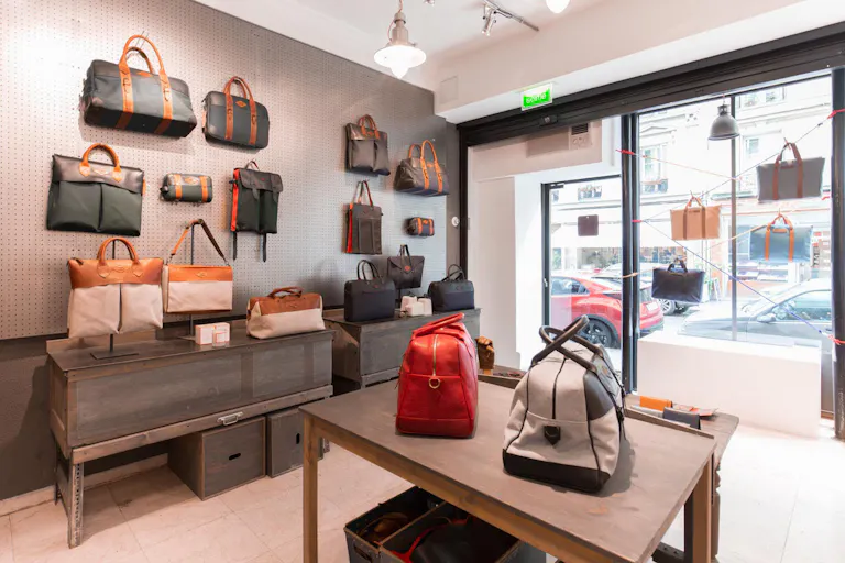 Trendy Le Marais Pop-Up Store - Image 1
