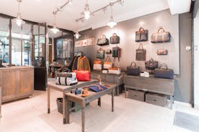 Trendy Le Marais Pop-Up Store - Image 3