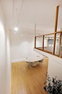 Une galerie confidentielle avec une adresse remarquable - Image 6