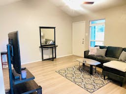 Lovely Central Austin Duplex! - Image 14