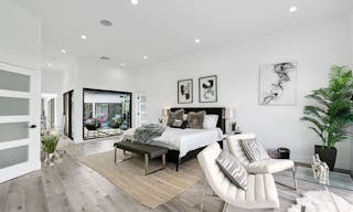 Super Mansion with Los Angeles 360 Views - Image 12