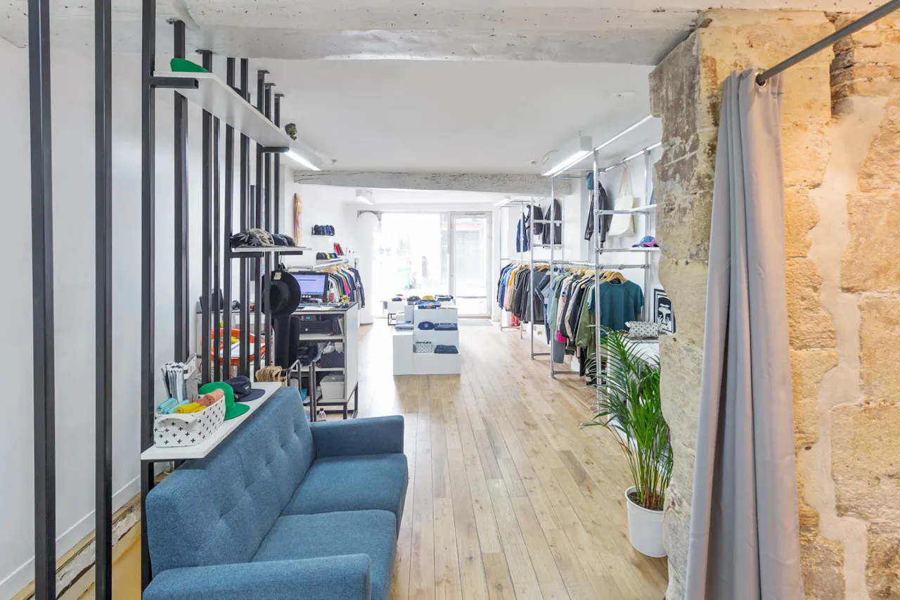 Pop-Up Boutique in Étienne Marcel - Image 1