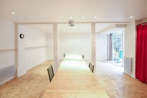 Modern Showroom in Le Marais - Image 1