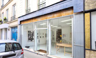 Charming Gallery in Le Marais - Image 1