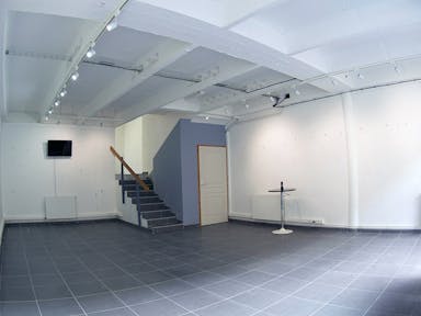 Cosy Art Gallery in Le Havre - Image 0