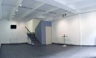 Cosy Art Gallery in Le Havre - Image 0