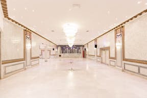 Event Space in Champs Elysées - Image 3